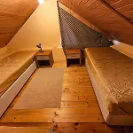Galeria In The Garden Къща за гости 4*