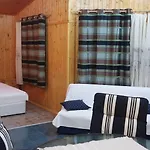 Galeria In The Garden Къща за гости Пловдив