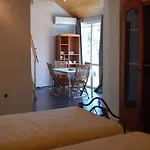Galeria In The Garden 4* Пловдив