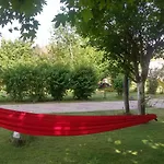 Galeria In The Garden 4* Пловдив