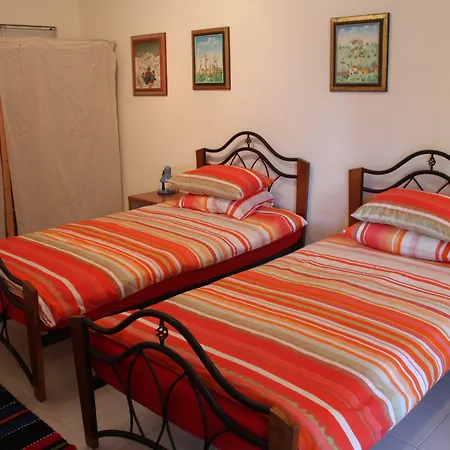 Galeria In The Garden 4*