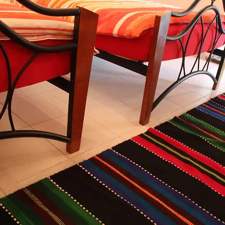 Galeria In The Garden Гостевой дом 4*