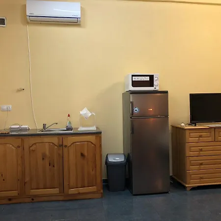 Galeria In The Garden Гостевой дом Пловдив