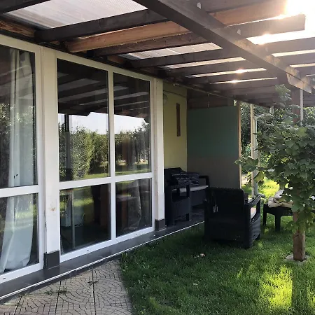 Galeria In The Garden Гостевой дом 4*