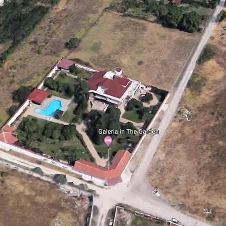 Galeria In The Garden