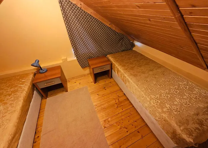 Konukevi Galeria In The Garden 4*