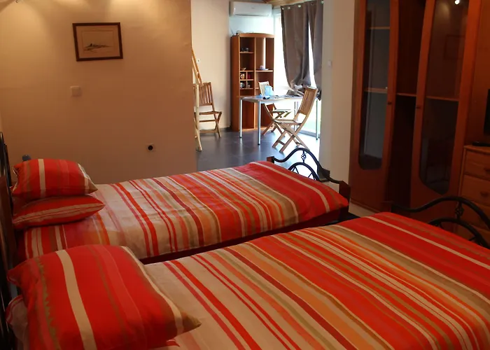 Galeria In The Garden 4* 普罗夫迪夫