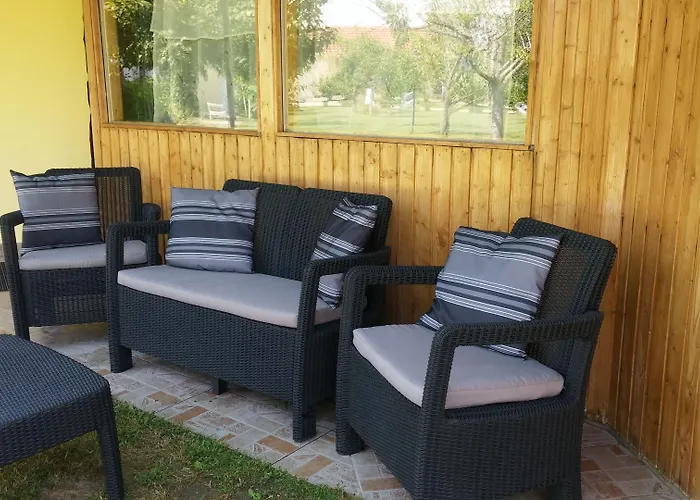 Konukevi Galeria In The Garden Filibe